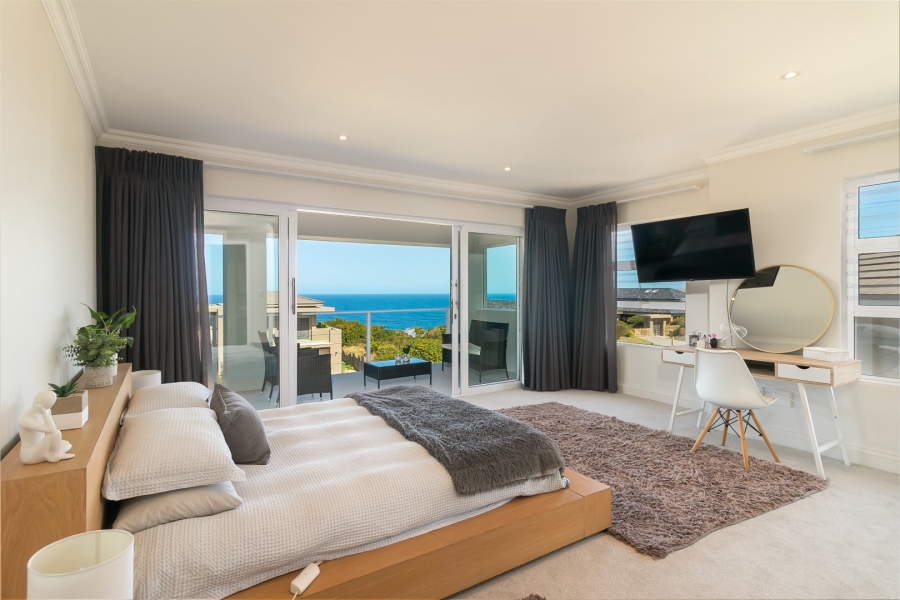 6 Bedroom Property for Sale in Pezula Golf Estate Western Cape